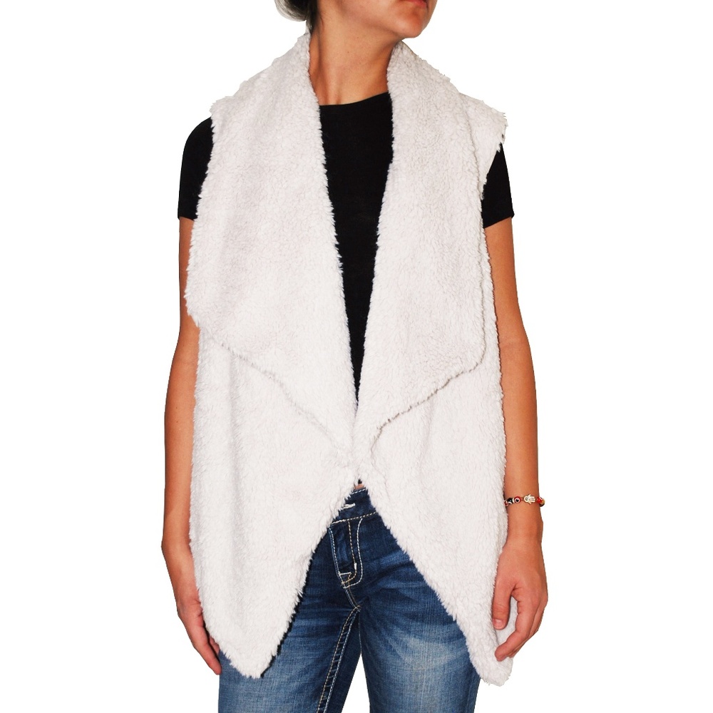 BB Dakota Plus Size Sweater Vest with Faux Fur